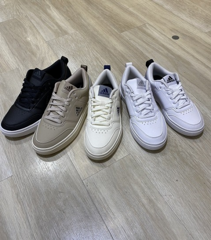 ADIDAS　PARK 　ST　
